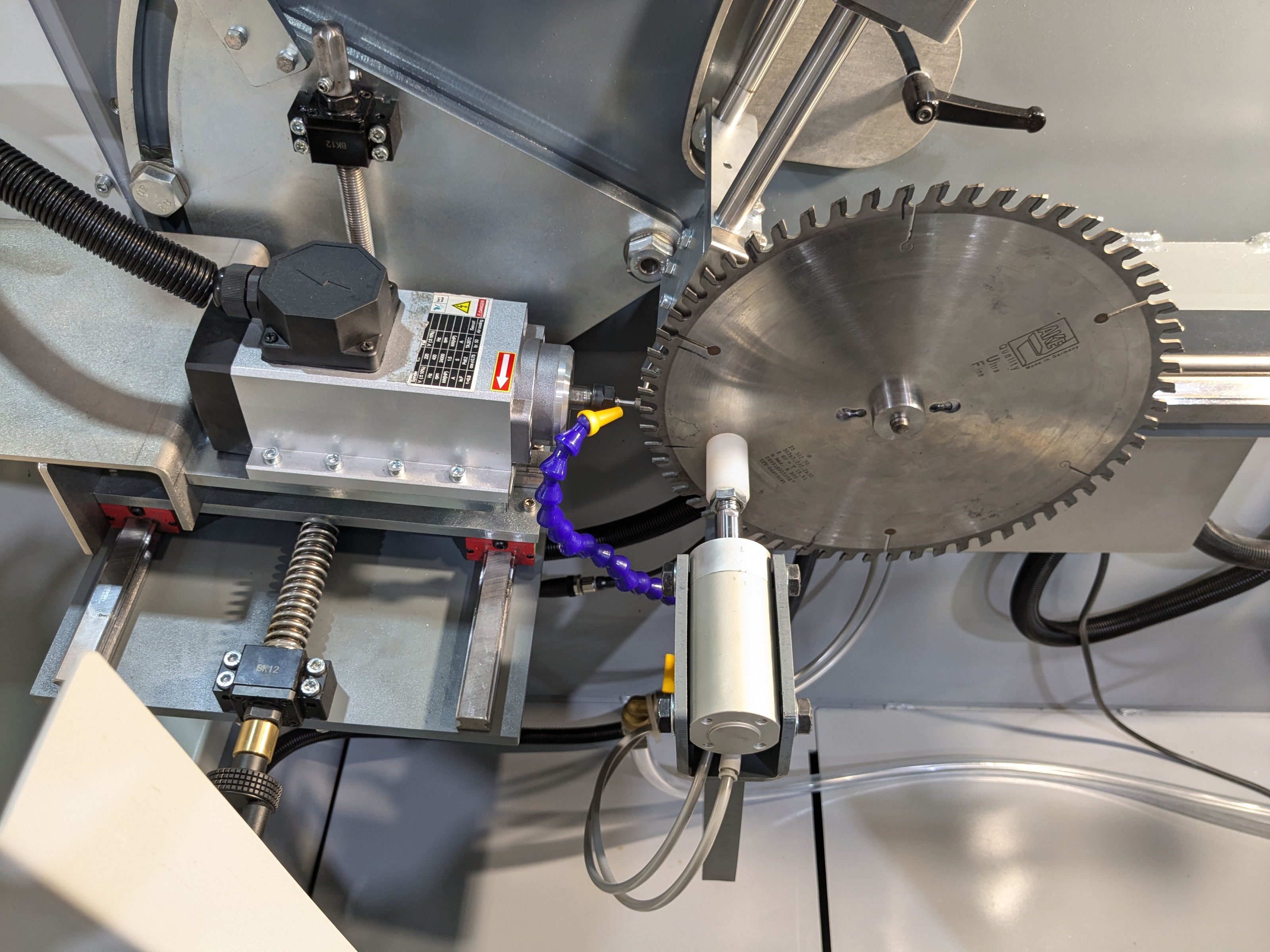 Elite MVB 650 - Hollow Face Grinding